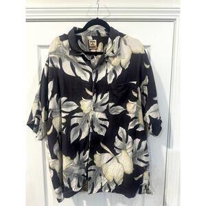 Tommy Bahama Silk Shirt XL Floral Hawaiian Camp Button Front 100% Silk